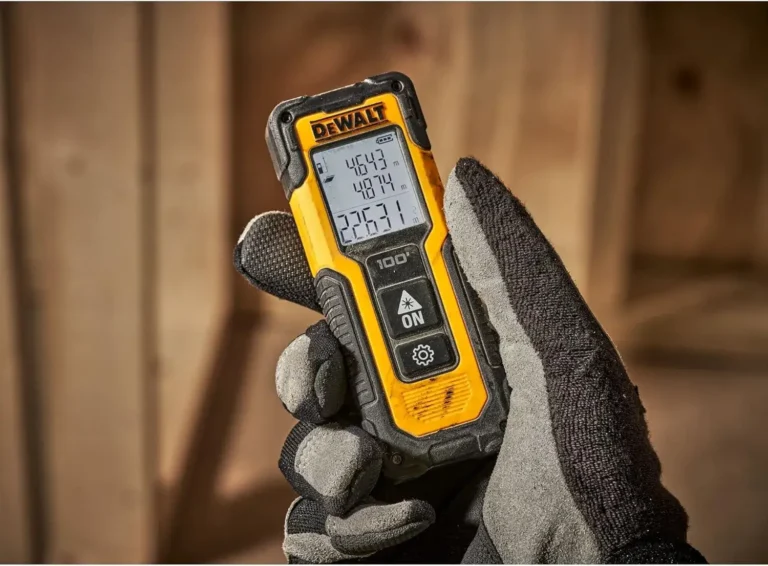 Télémètres Laser DeWalt : Comparatif des 3 Meilleurs Modèles