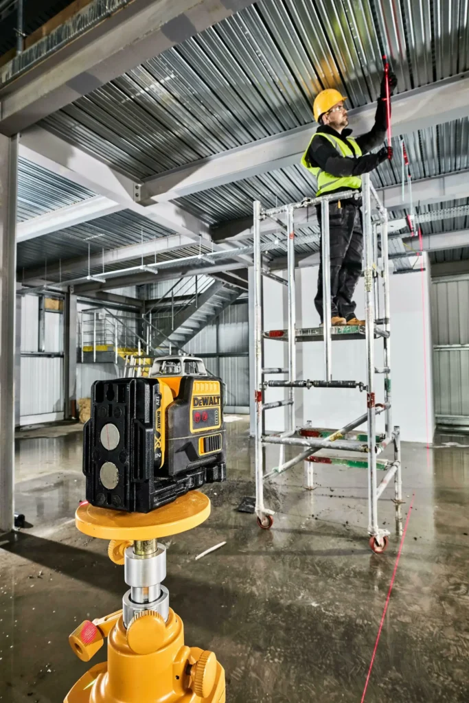 niveau laser dewalt dce0811d1r qw avis